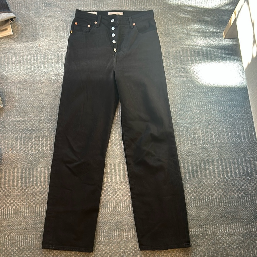 Levi’s jeans, rib cage straight ankle